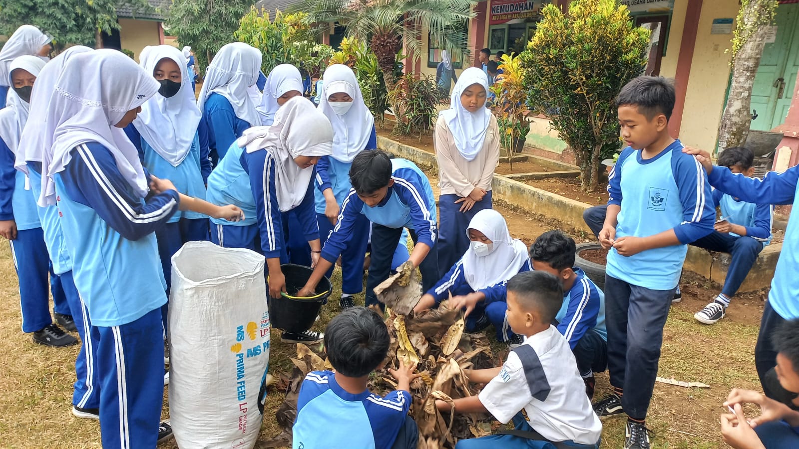 Gallery Kampanye Daur Ulang Sampah Organik Menjadi Kompos